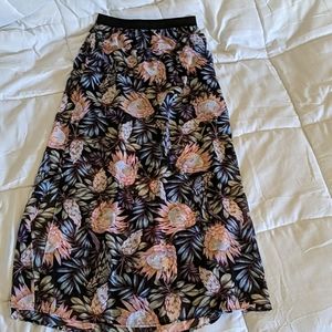 H&M Long Chiffon Skirt with Side Slits